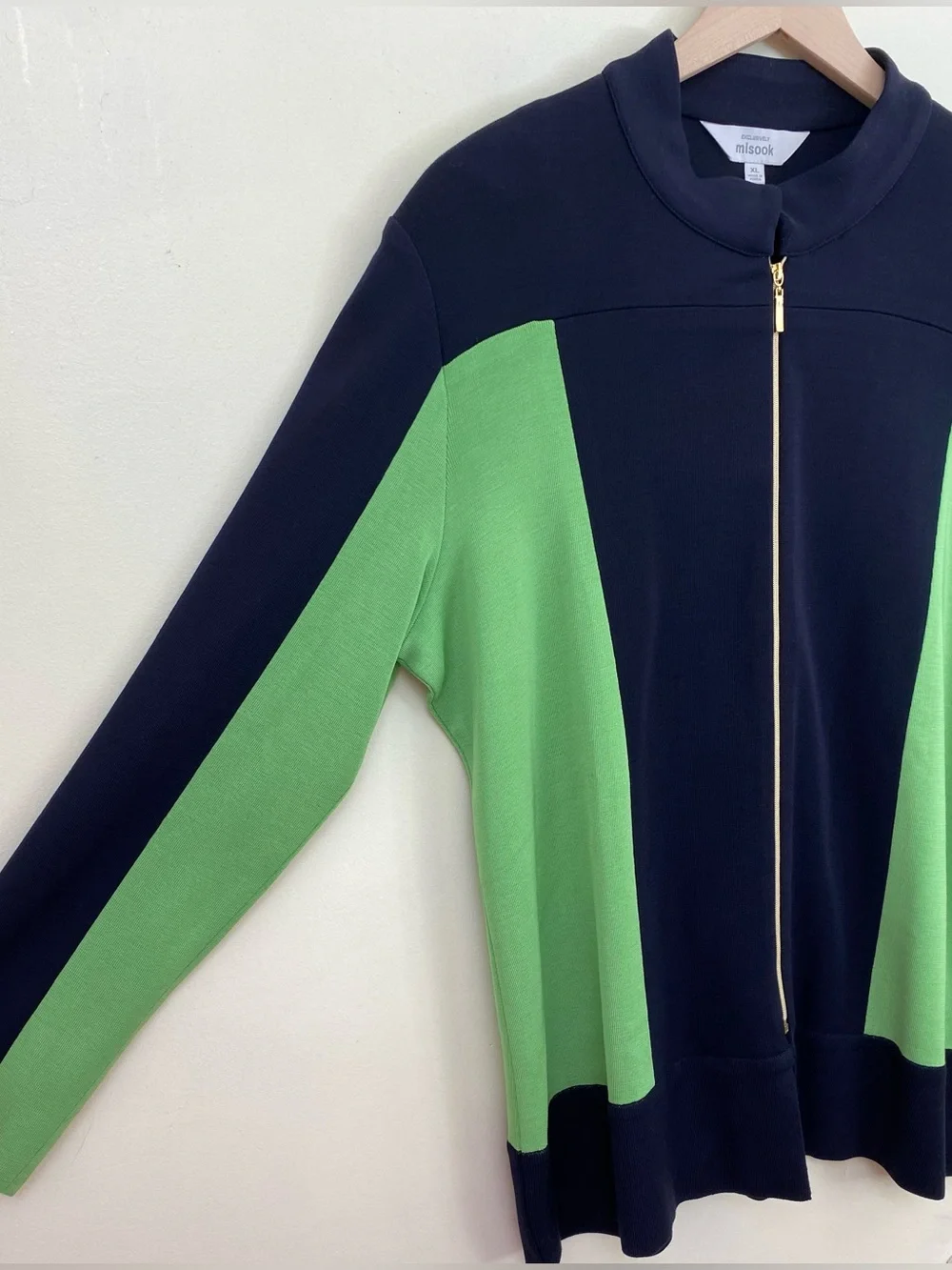 Exclusively Misook Sweater Jacket Size XL All Season Travel Knit Classic Stretch